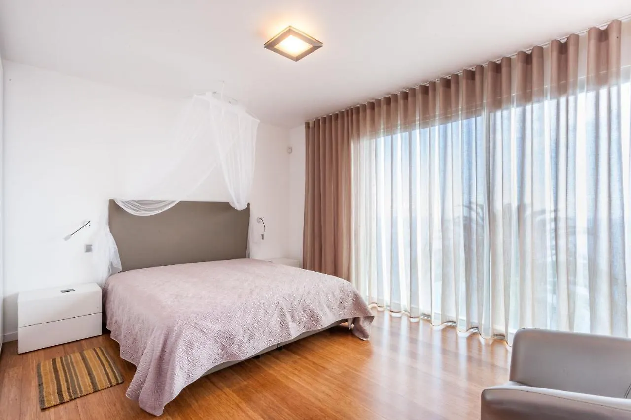 Villa Casa Martinhos By Lovelystay Caniço Portogallo